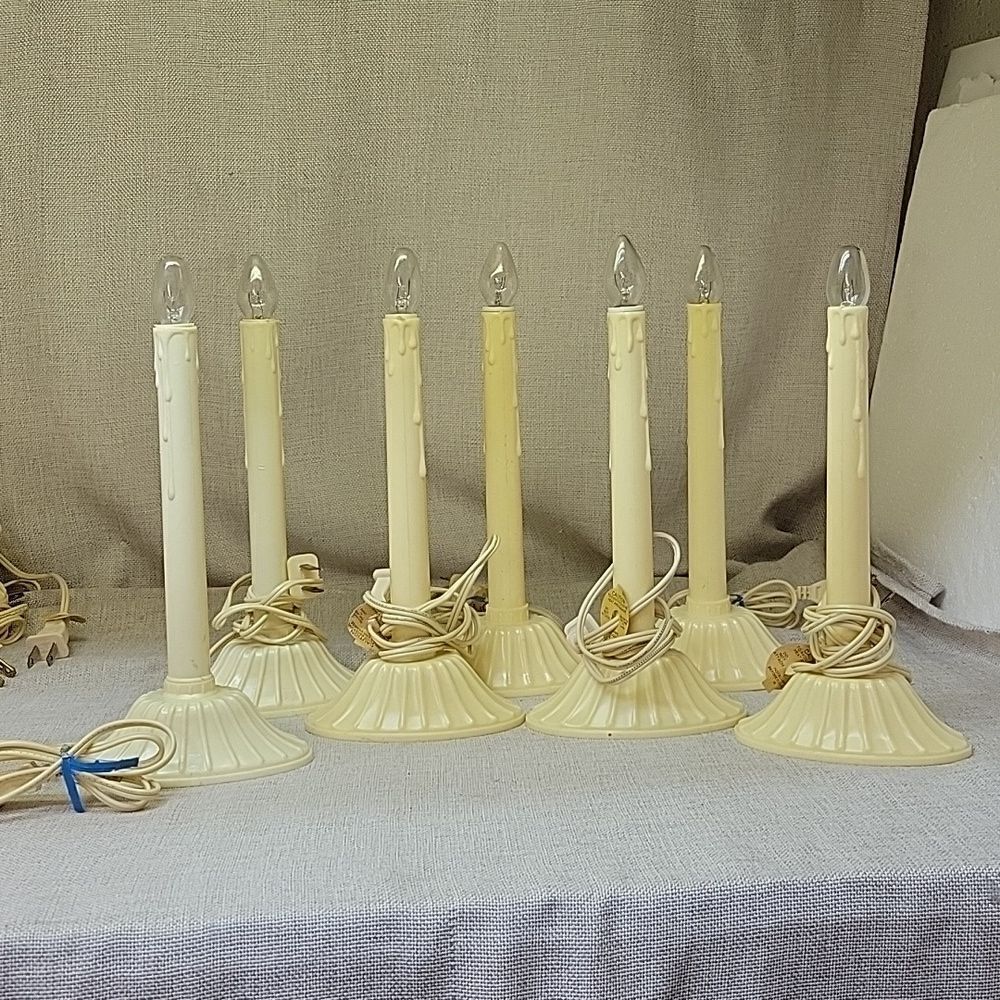 Lot Of 7 Vintage Christmas Single Window Plastic Candle Drip Candles!‎